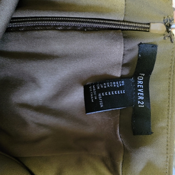 Forever 21 Maxi Skirt with Side Slit - Picture 5 of 5